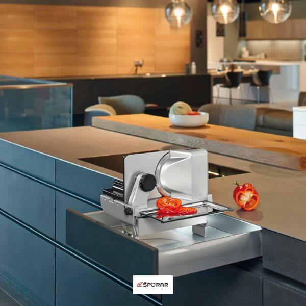 Vgradna salamoreznica